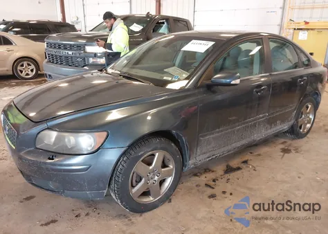 2005 Volvo S40 T5 Awd z USA, uszkodzony, nr VIN YV1MH682852069138